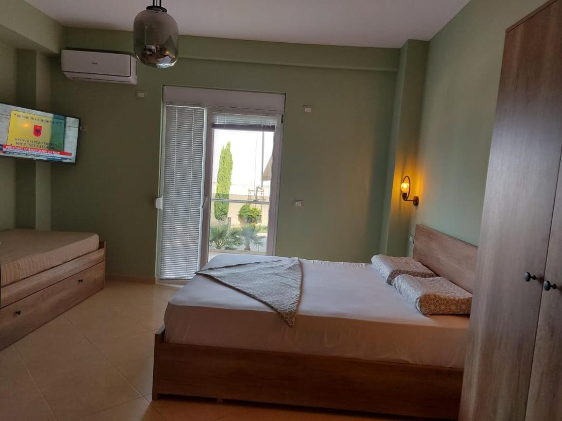 Deni Sea View Apartment Wlora Zewnętrze zdjęcie