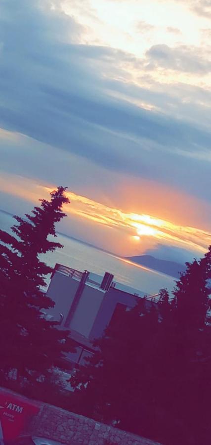 Deni Sea View Apartment Wlora Zewnętrze zdjęcie